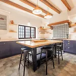 Guestready - Scenic Getaway In *
