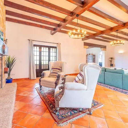 Guestready - Scenic Getaway In Nyaraló Colares